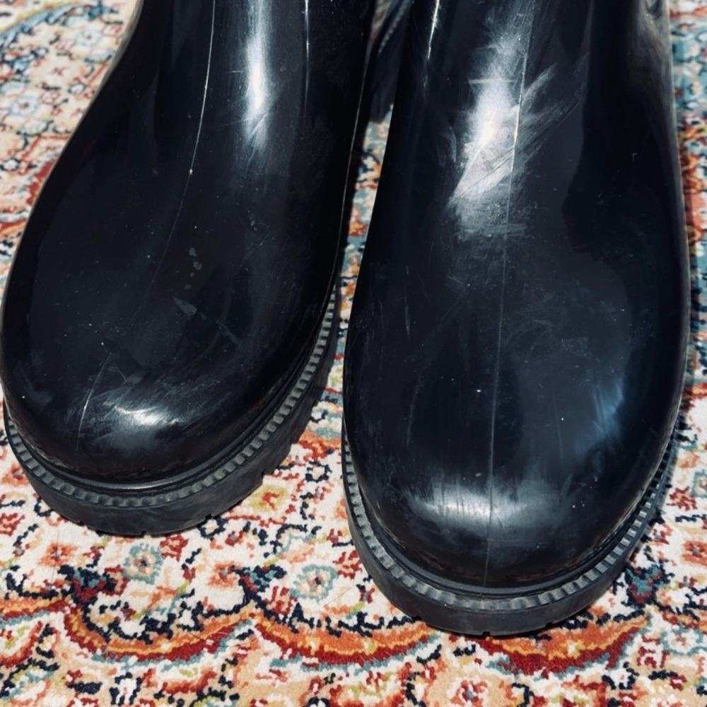 ‼️‼️ Sold. Louis Vuitton Black Monogram Splash Rain Boots - Picture 10 of 17